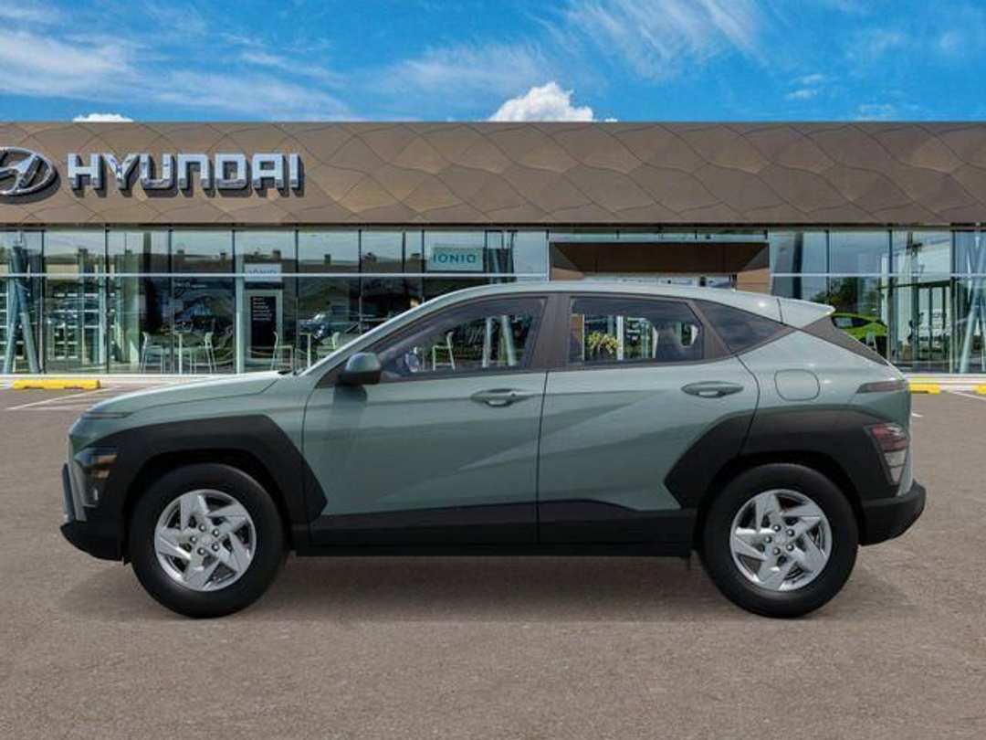 2026 Hyundai Kona SE - Image 3