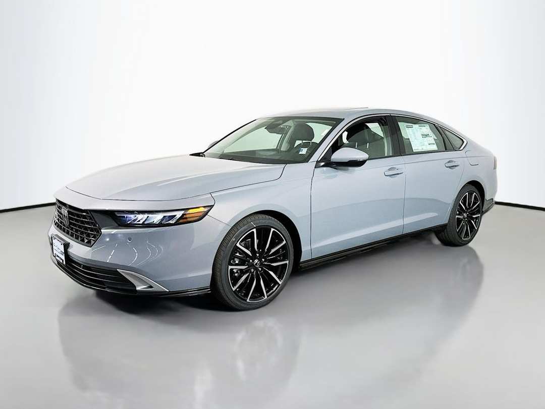2026 Honda Accord Touring - Image 3