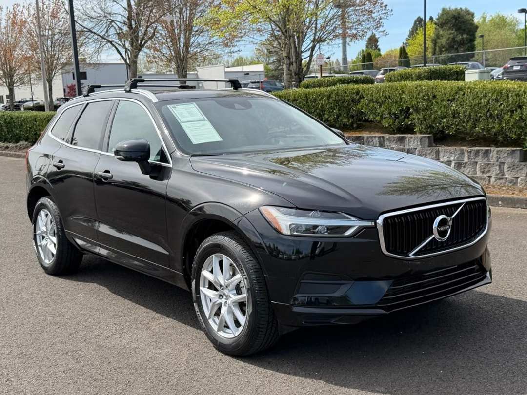 2018 Volvo Xc60 T5 Momentum - Image 2